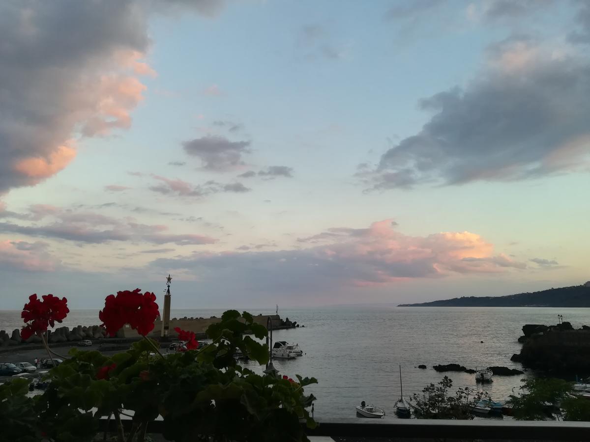 B&B La Spiaggetta Di Stazzo Acireale Ngoại thất bức ảnh