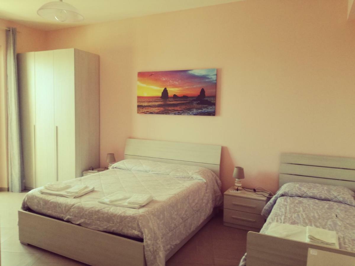 B&B La Spiaggetta Di Stazzo Acireale Ngoại thất bức ảnh